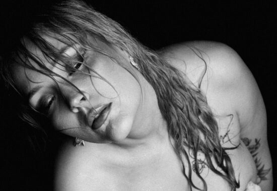 beautiful-woman-wet-hairs06